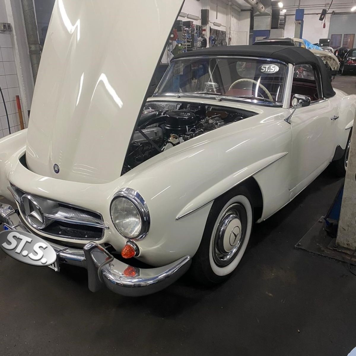 Mercedes